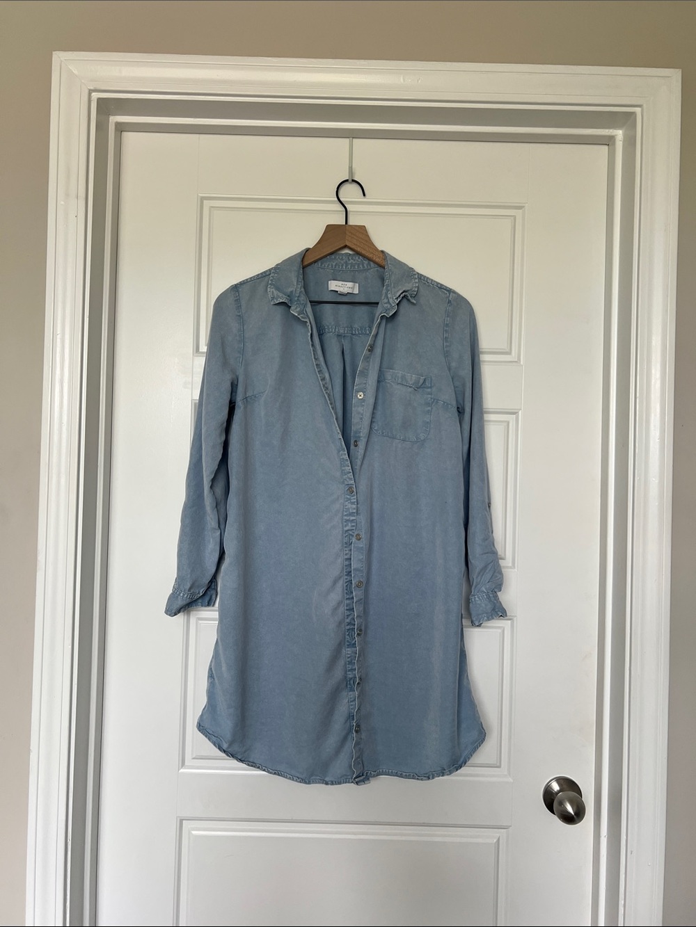 100% Lyocell Light Blue Denim Shirt Dress - Casual Button-Down